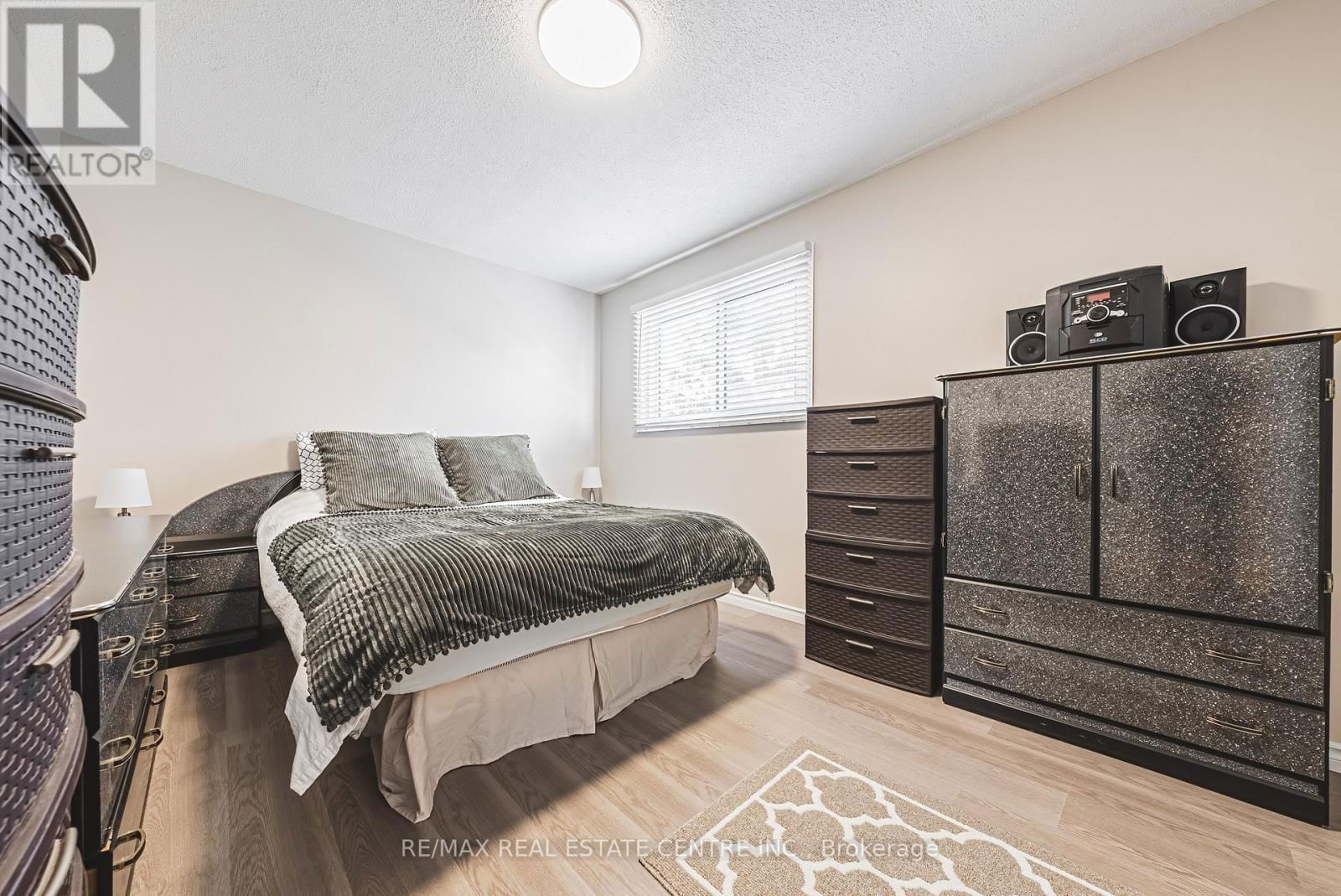 27 WESTCHESTER DRIVE Image 25