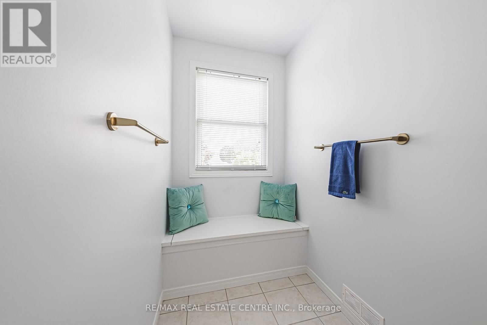 27 WESTCHESTER DRIVE Image 32