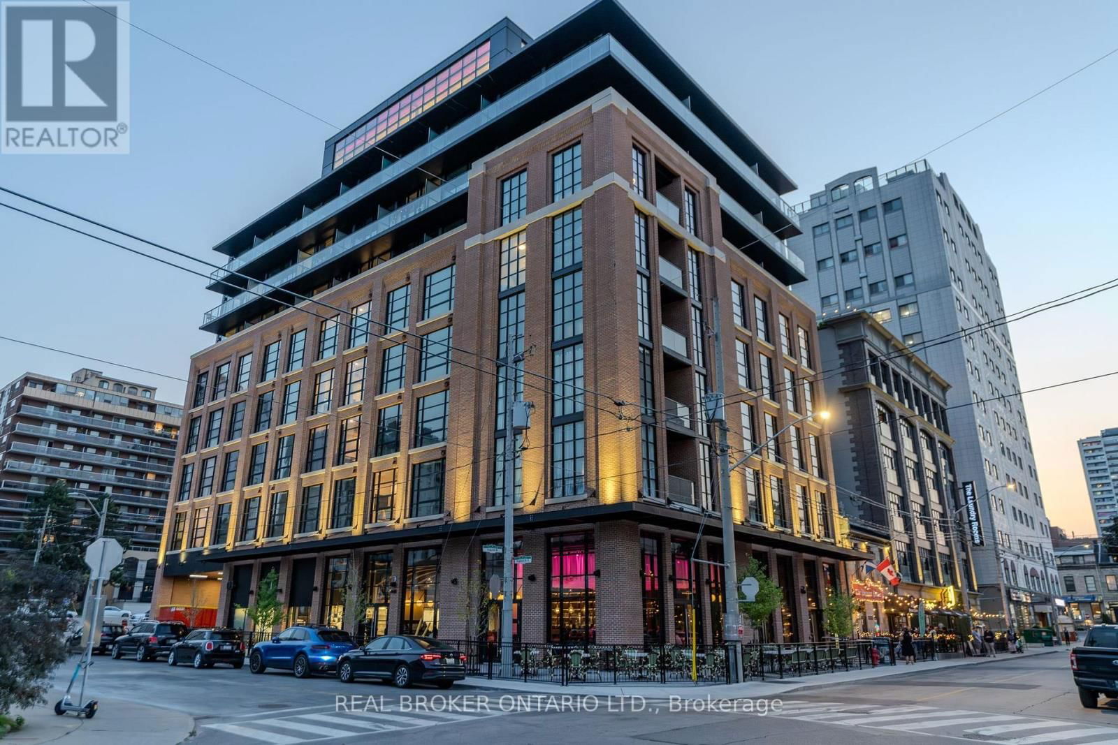 802 - 24 AUGUSTA STREET Image 14