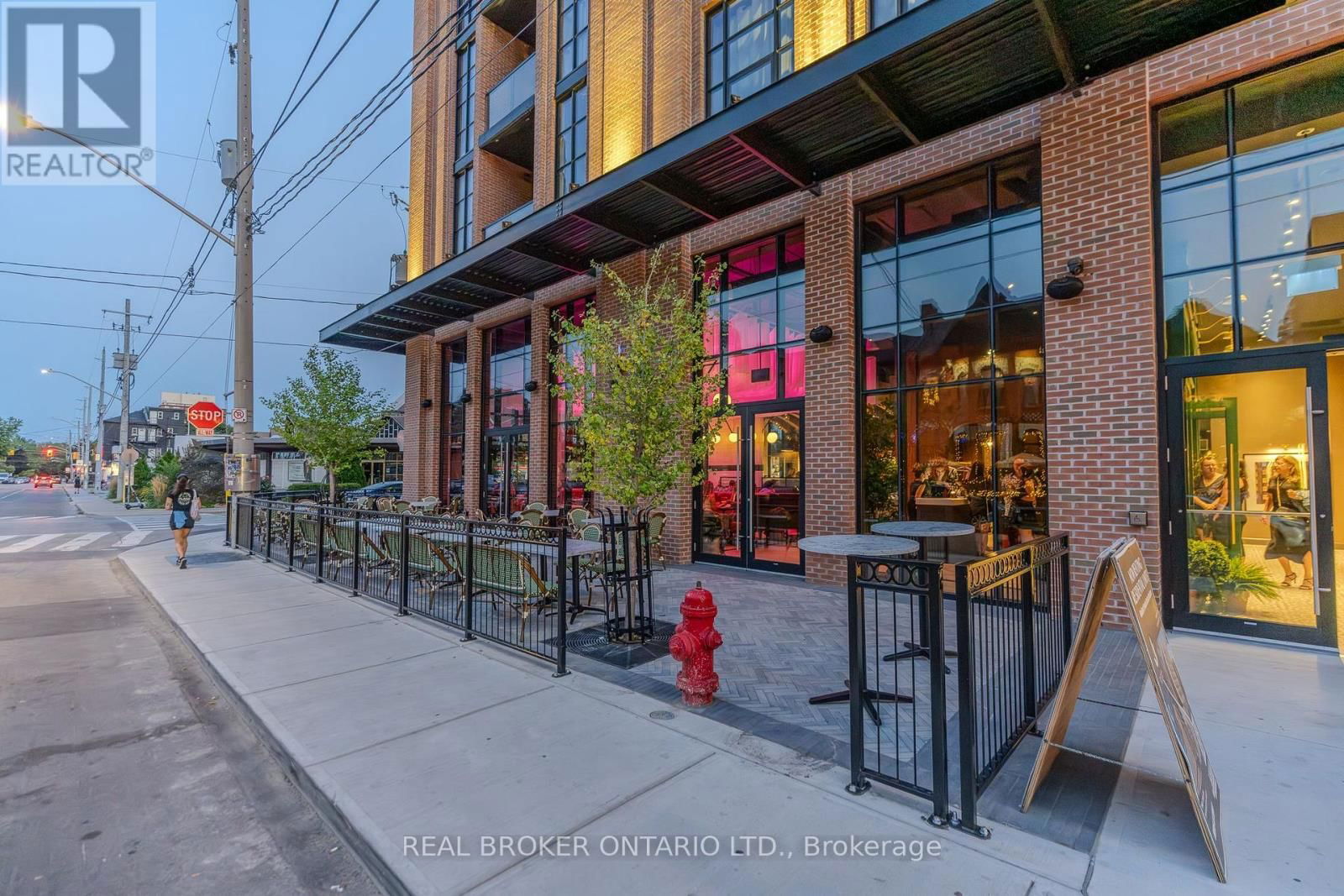 802 - 24 AUGUSTA STREET Image 16