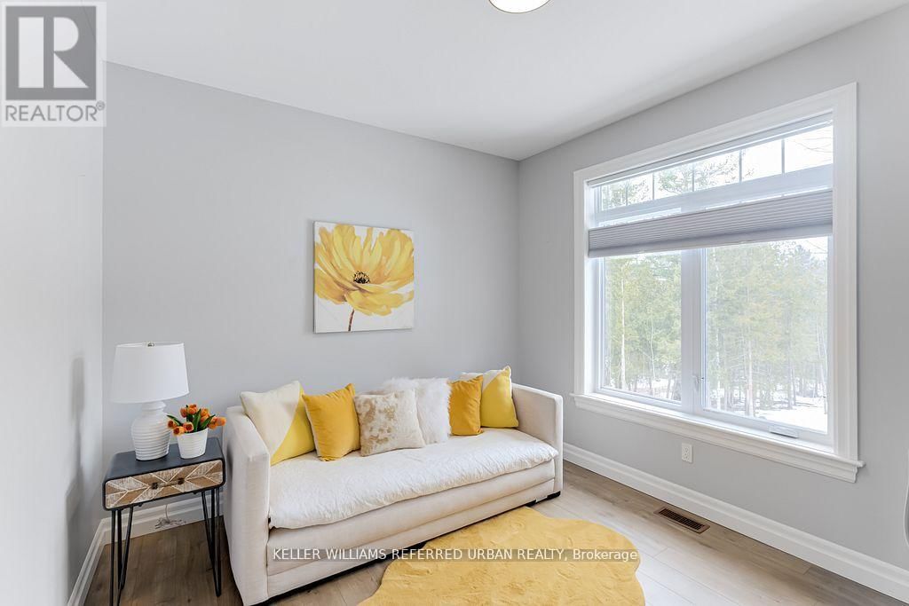 560 CLEARVIEW ROAD Image 23