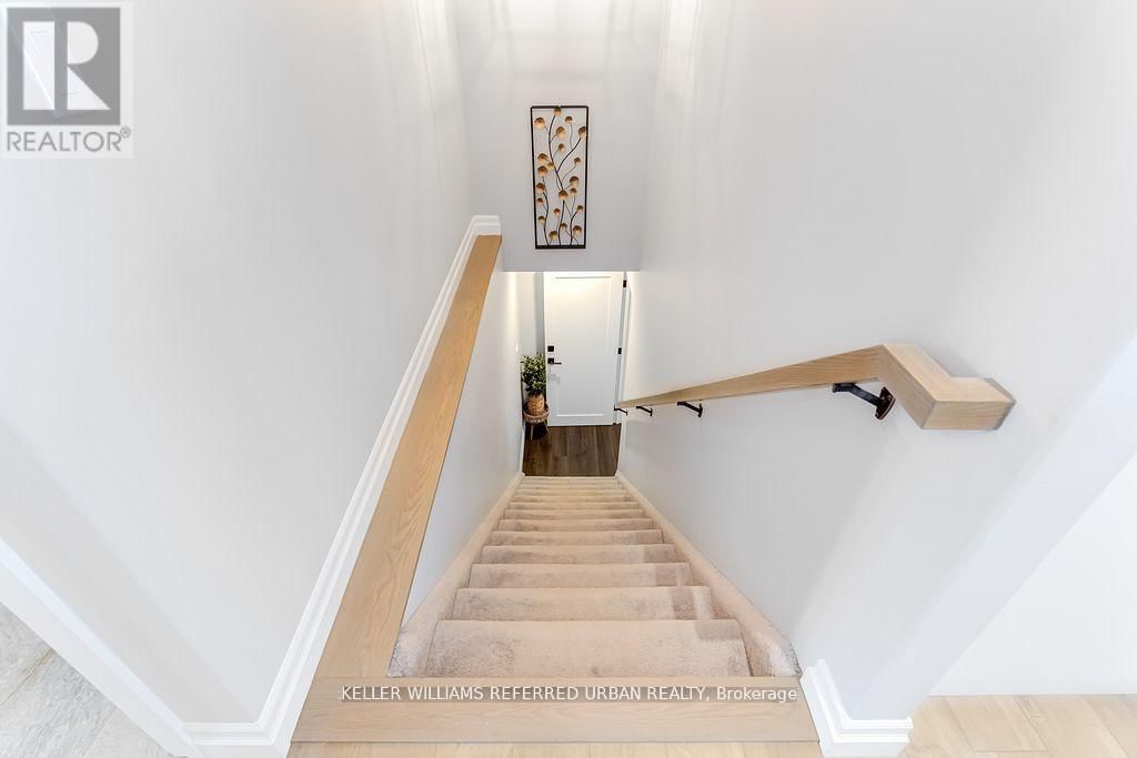 560 CLEARVIEW ROAD Image 29