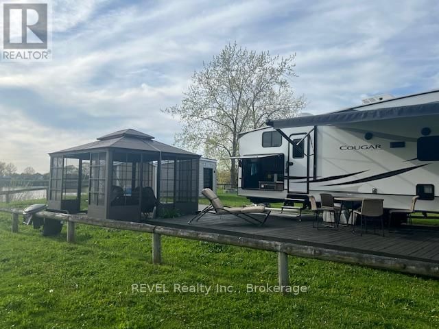 490 EMPIRE ROAD Image 13