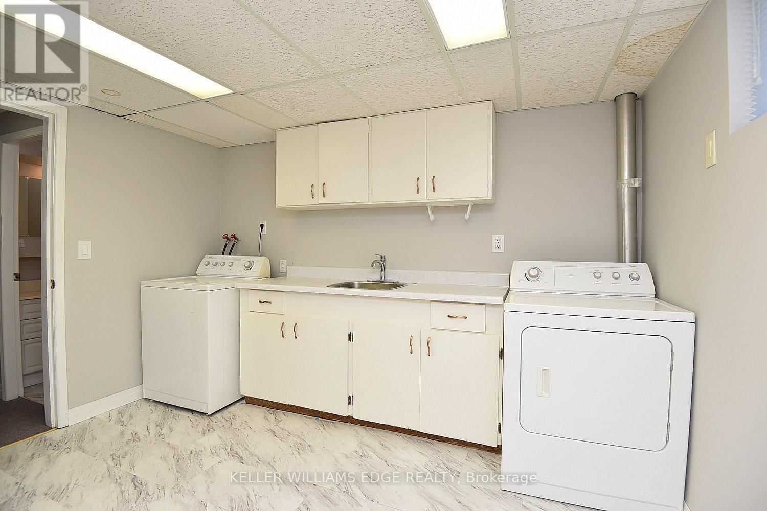24 BURRWOOD DRIVE Image 35