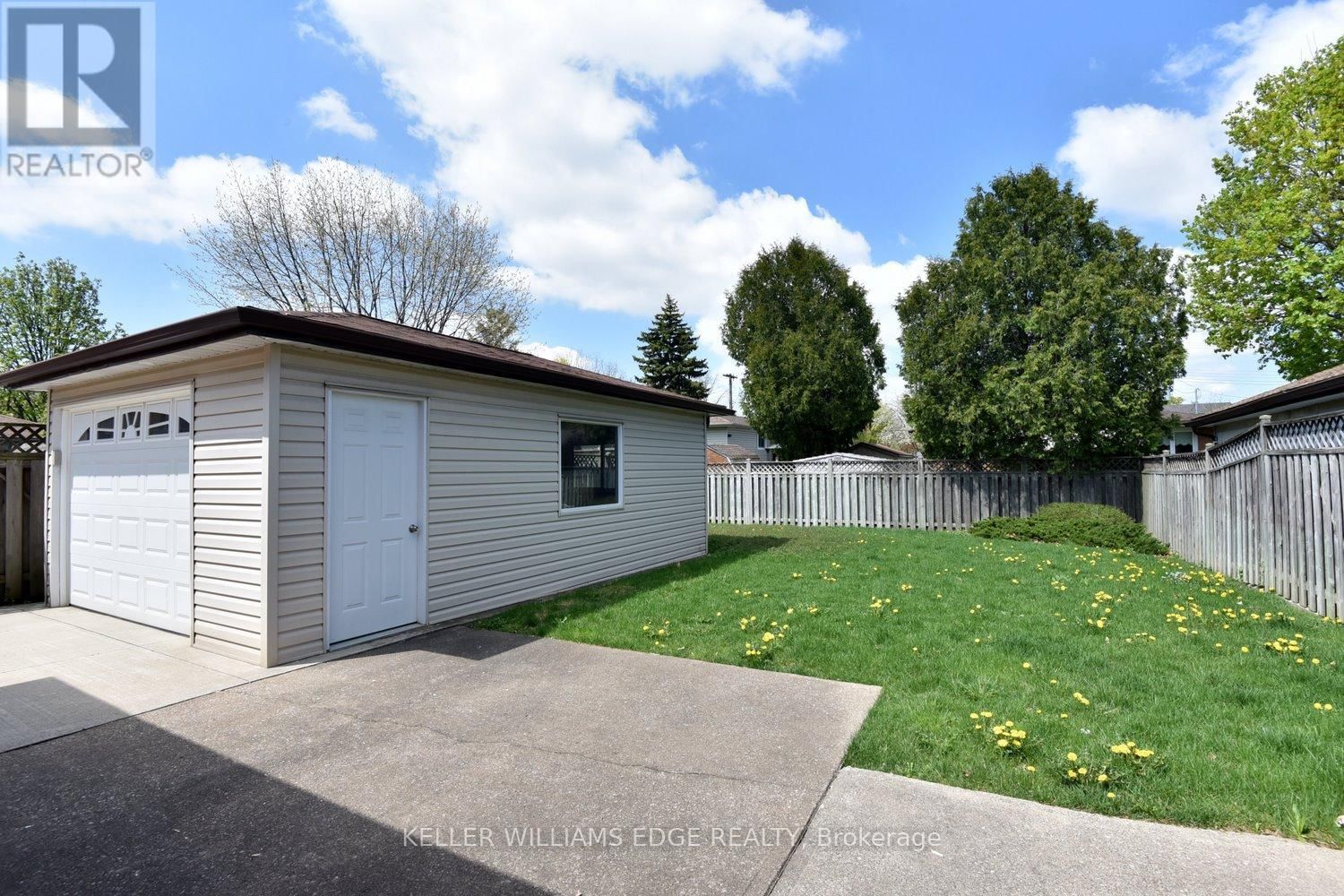 24 BURRWOOD DRIVE Image 39