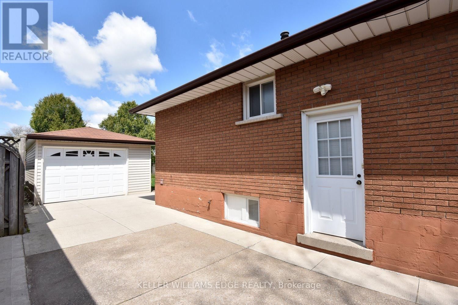 24 BURRWOOD DRIVE Image 44