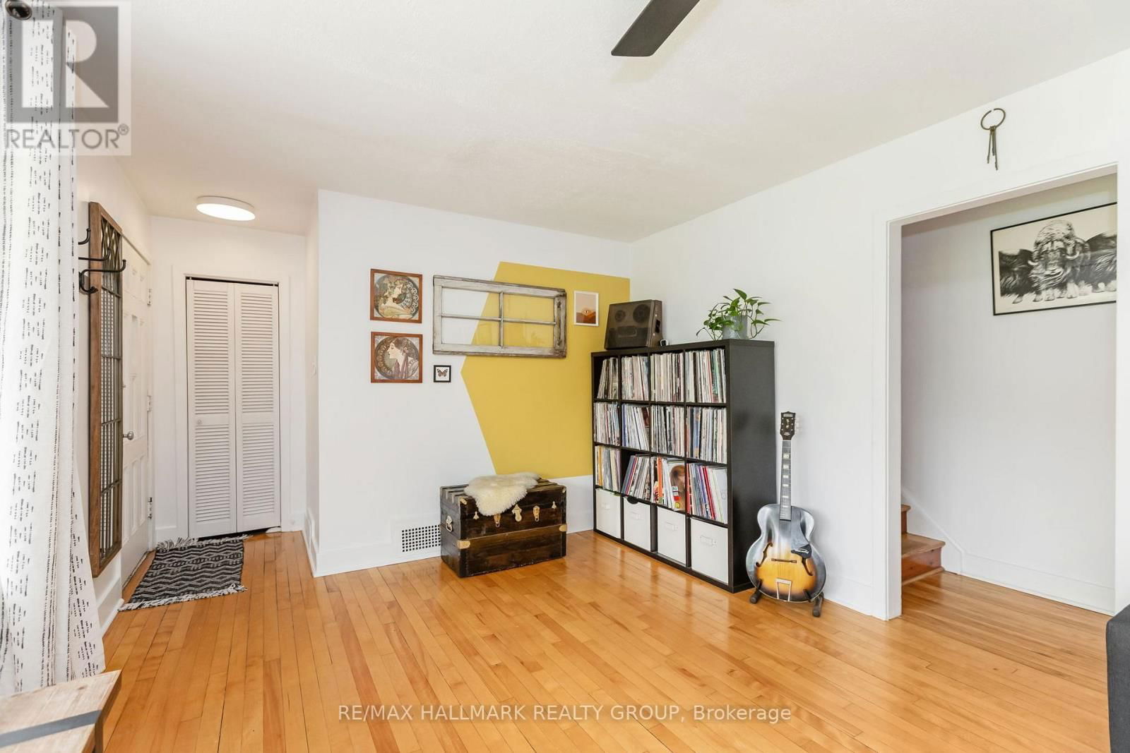 1225 FOXBAR AVENUE Image 7