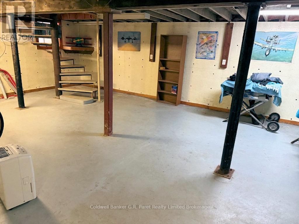 3393 WANEETA DRIVE Image 44
