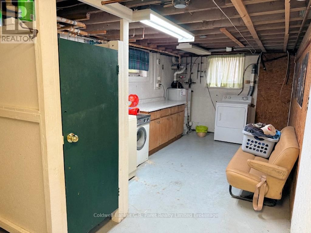 3393 WANEETA DRIVE Image 45