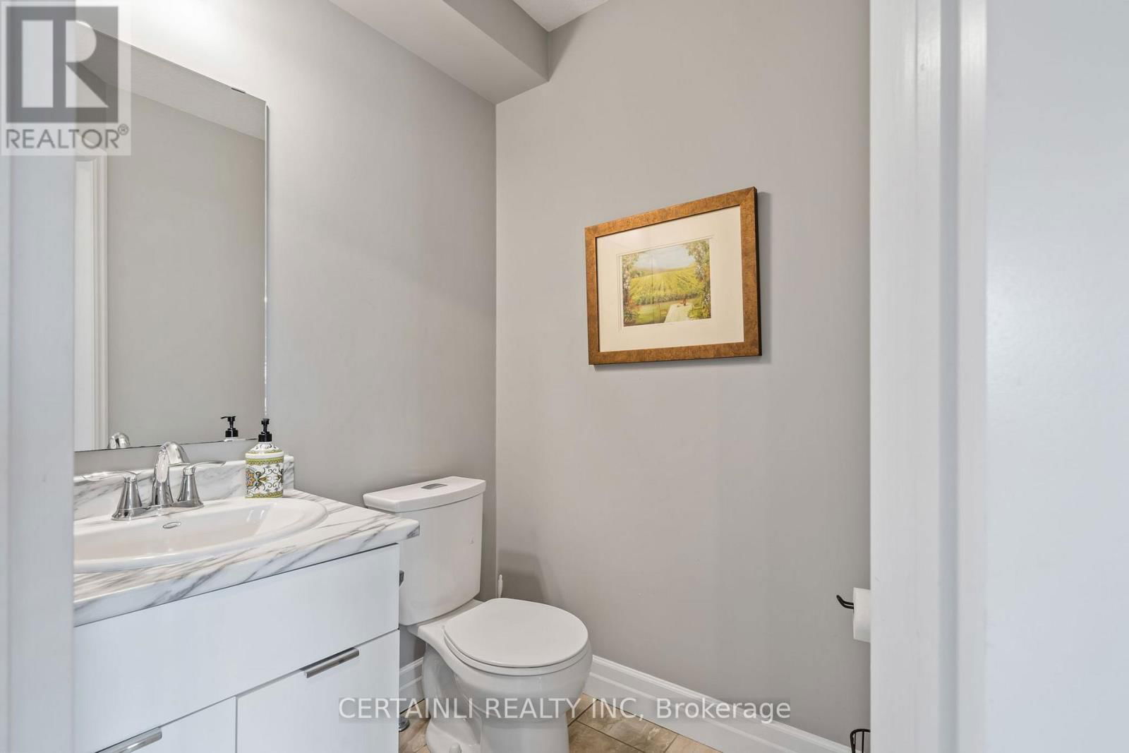 16 ANDERSON CRESCENT Image 17