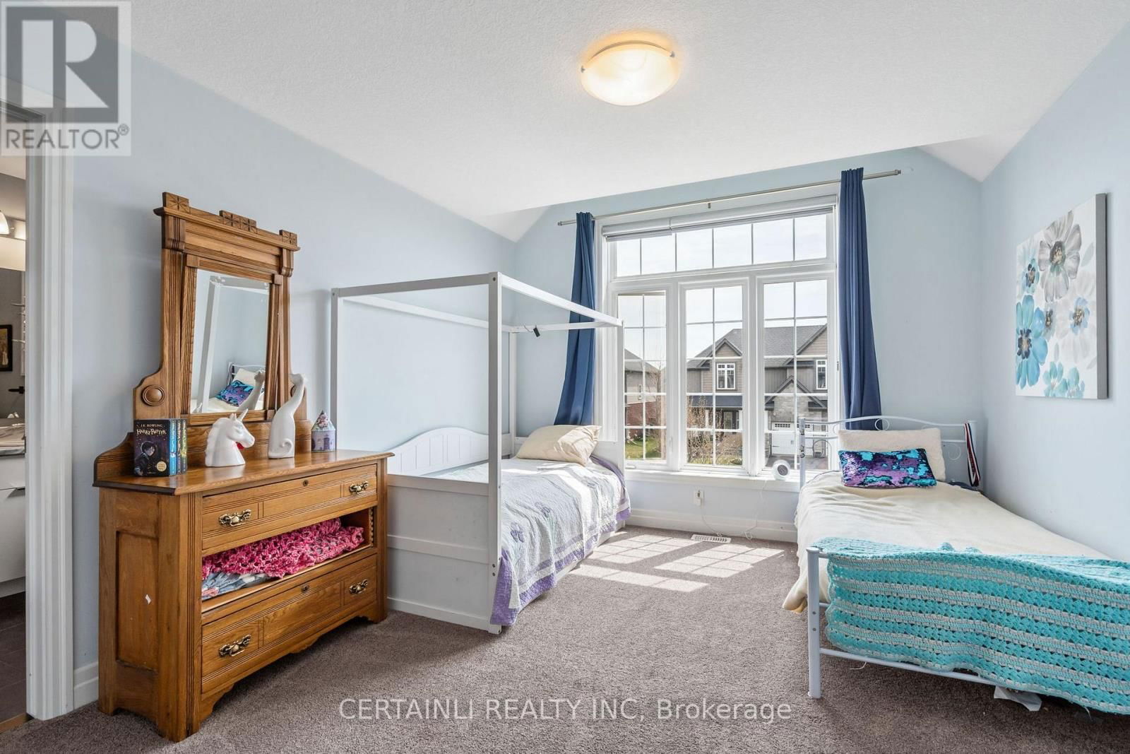 16 ANDERSON CRESCENT Image 24