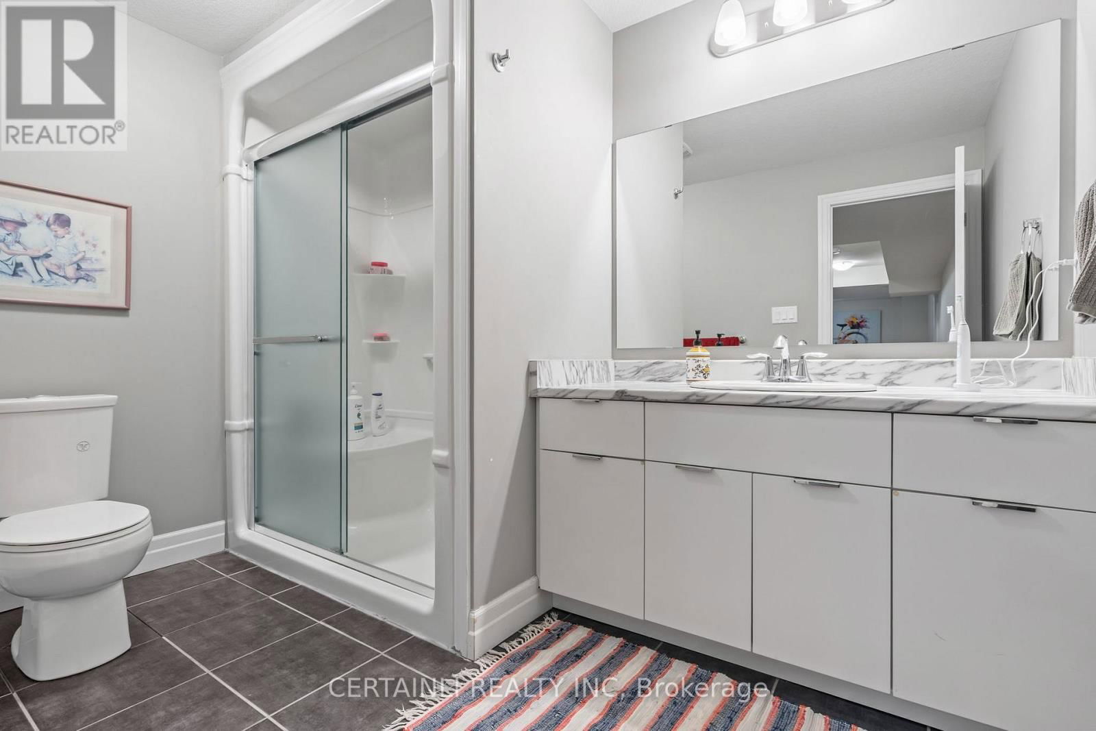 16 ANDERSON CRESCENT Image 34