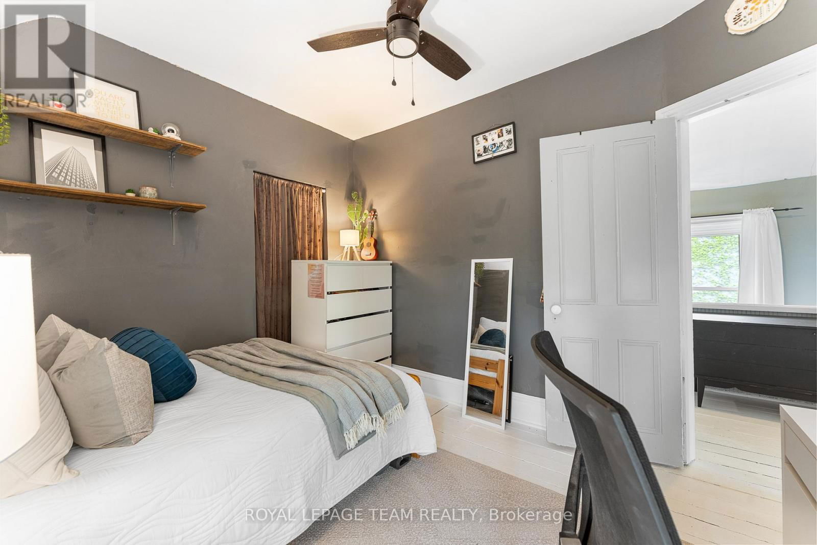 378 DONALD B MUNRO DRIVE Image 31