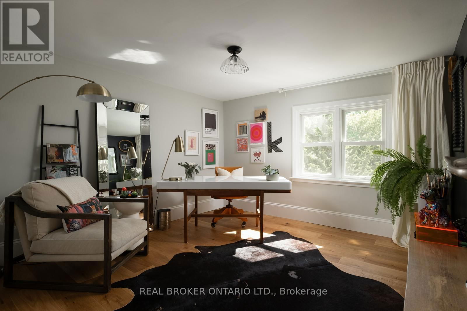 354 COLLEGE STREET Image 26