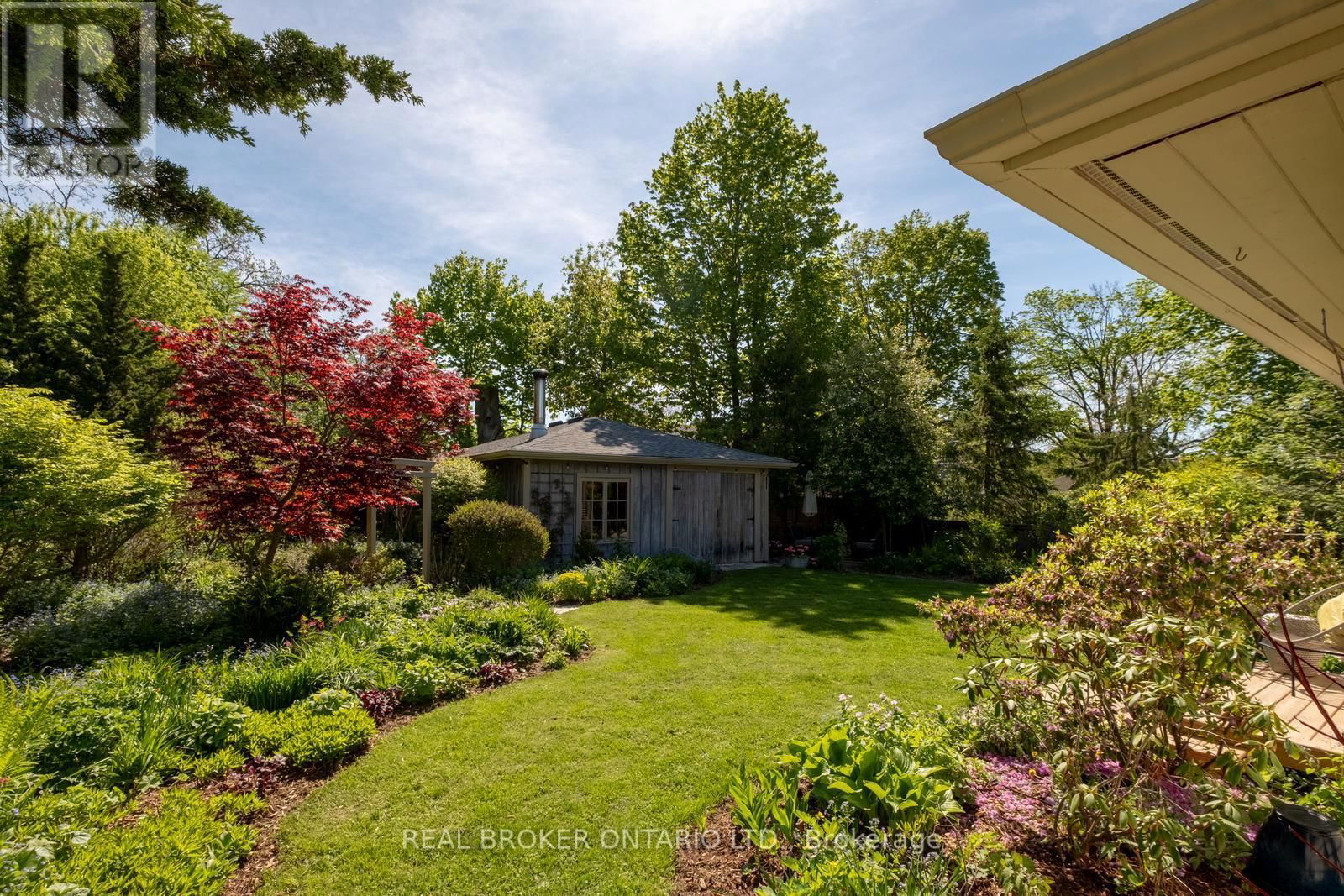 354 COLLEGE STREET Image 32