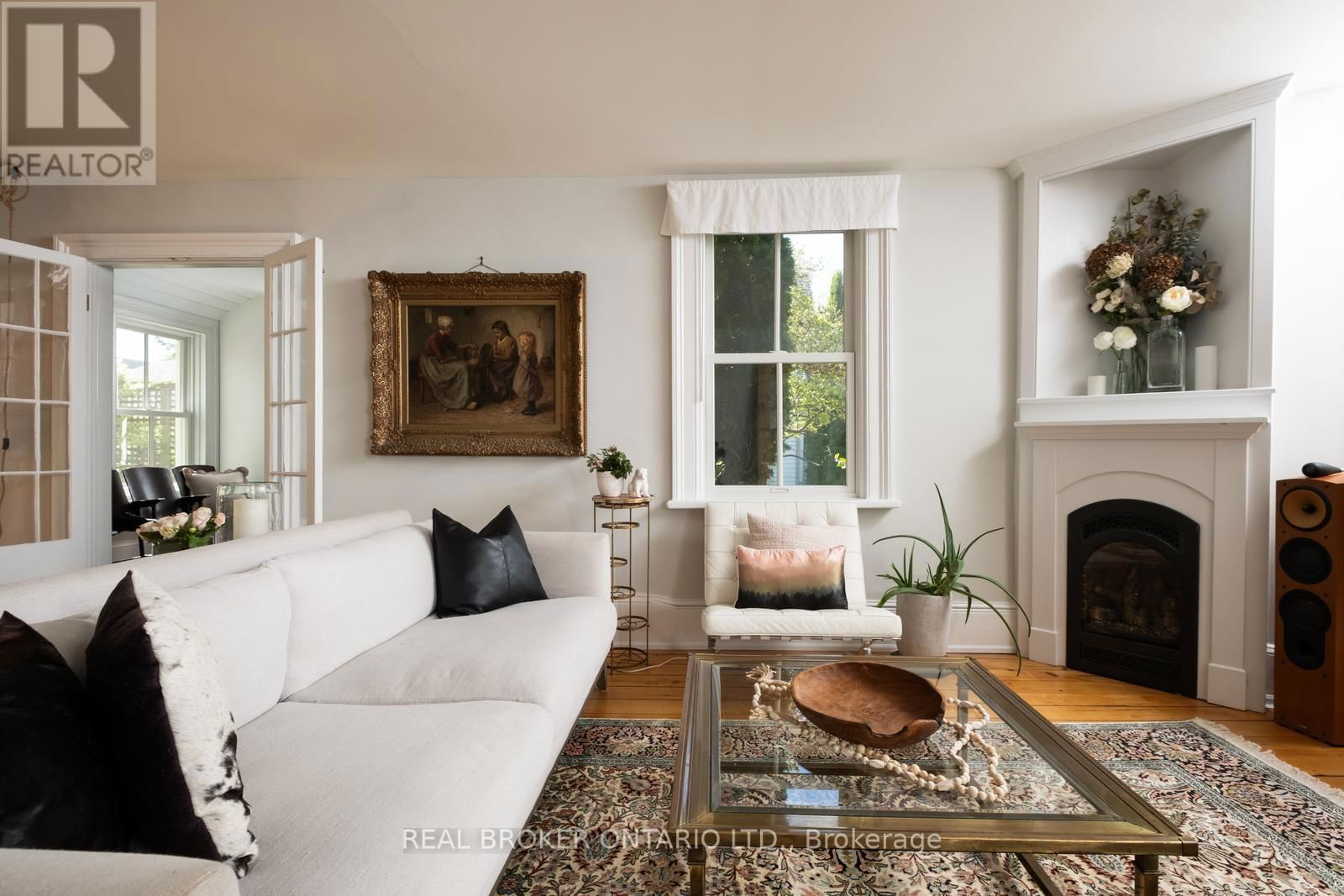 354 COLLEGE STREET Image 4