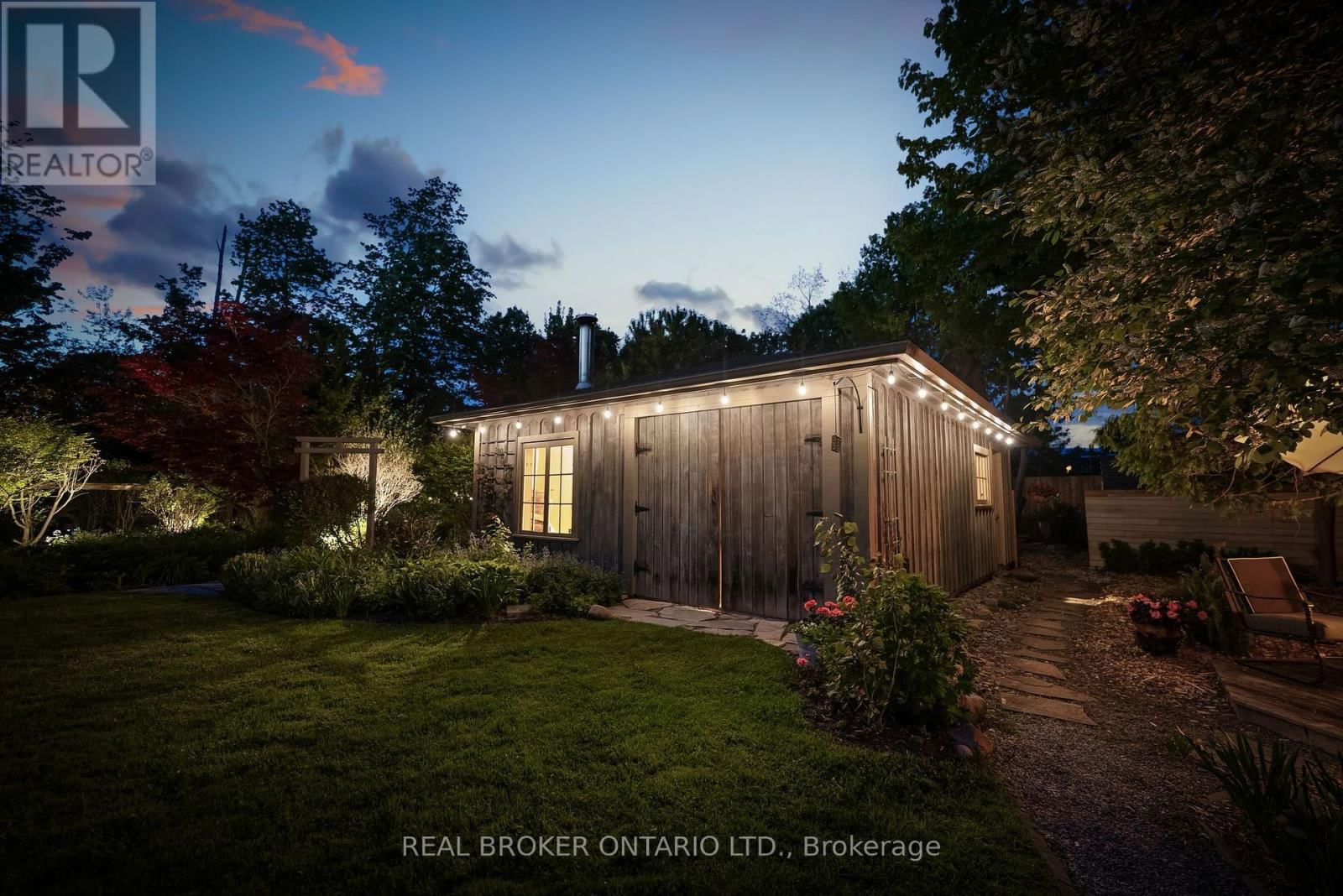 354 COLLEGE STREET Image 42