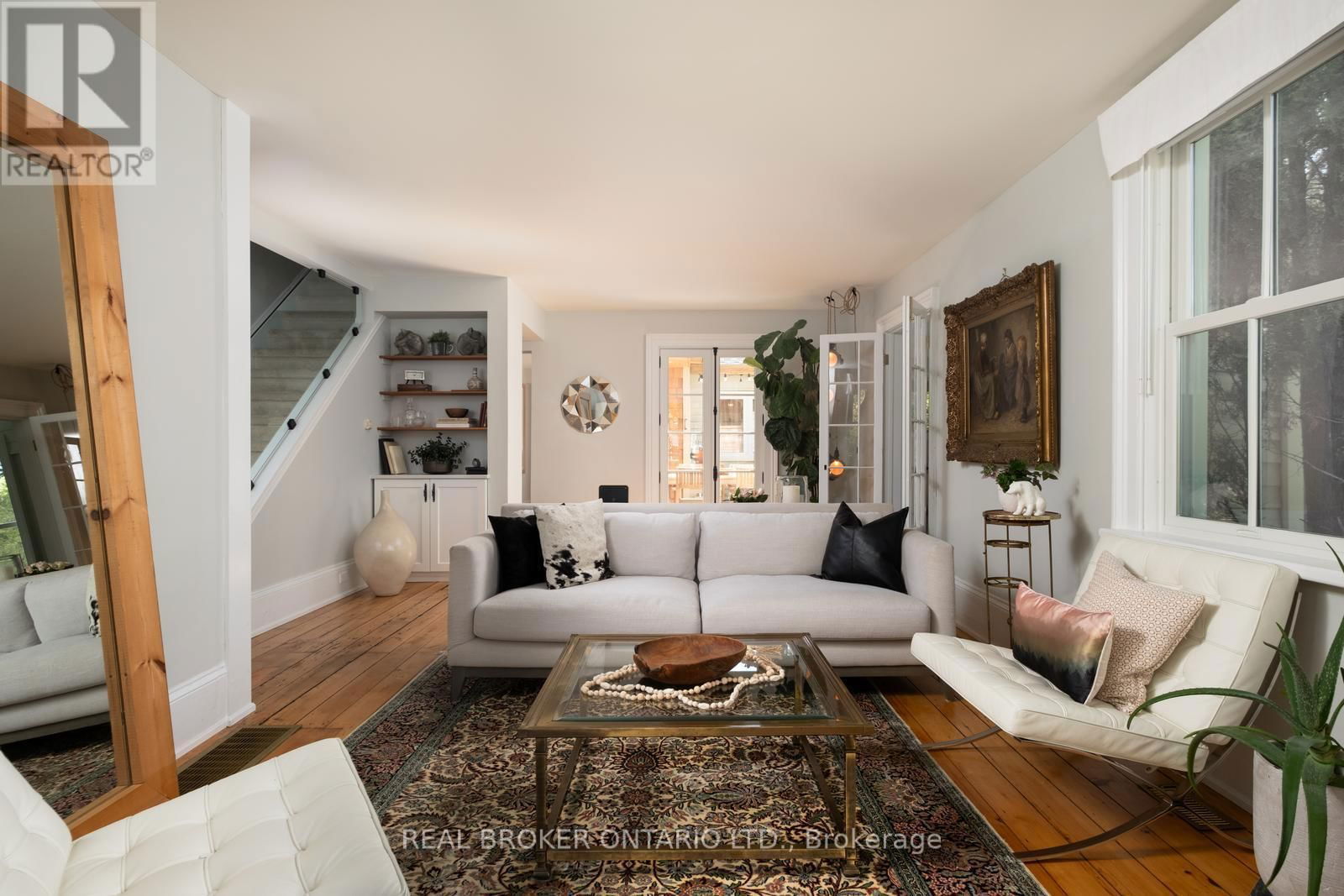 354 COLLEGE STREET Image 5