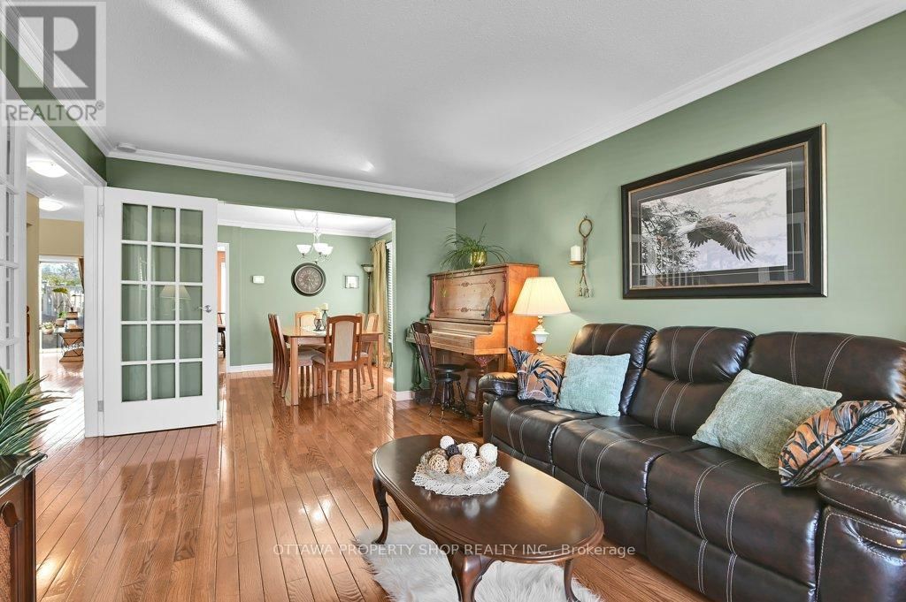 6156 VINEYARD DRIVE Image 7