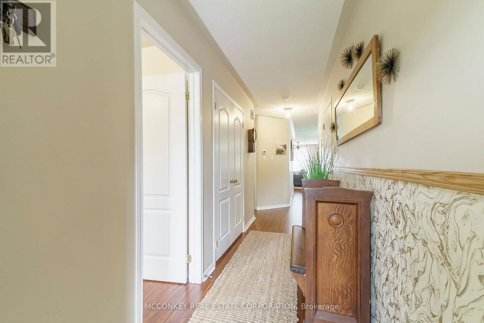 374 SPILLSBURY DRIVE Image 5