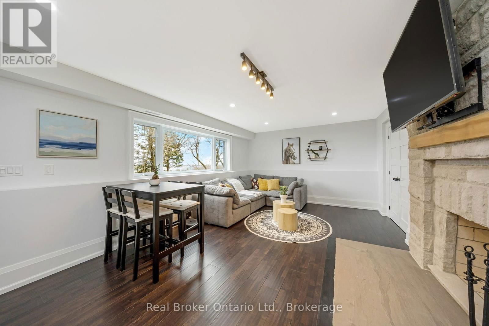 5938 TRAFALGAR ROAD Image 30