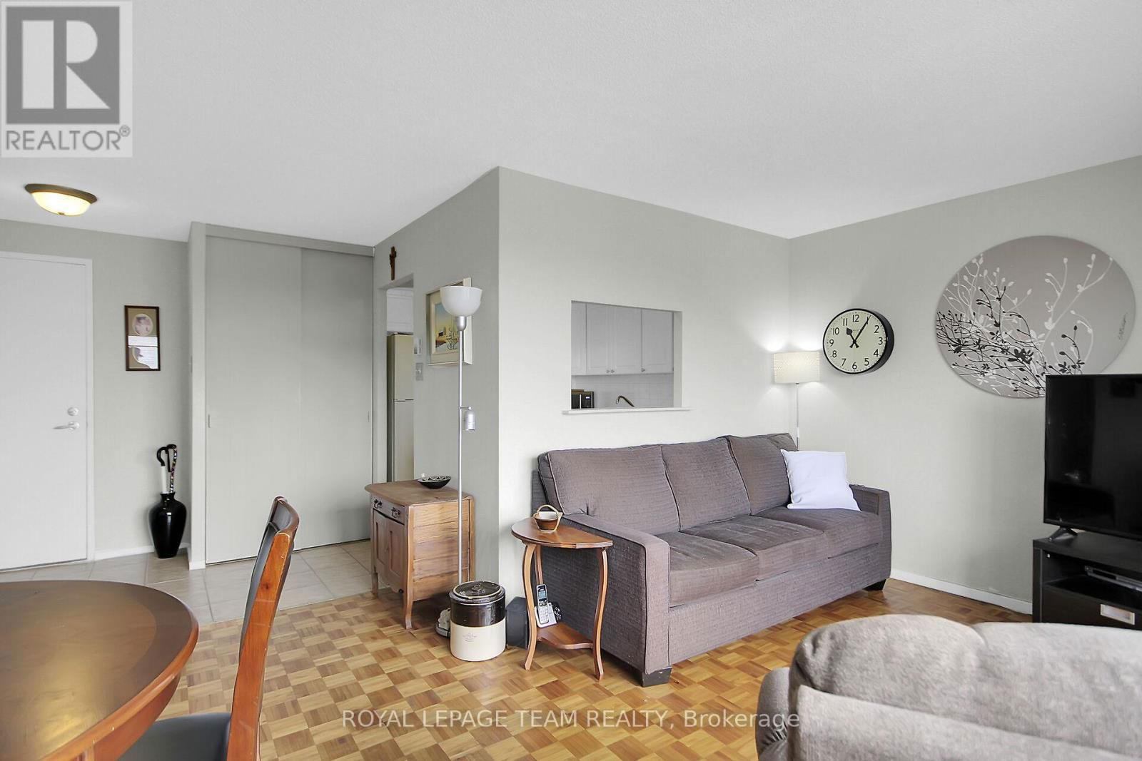 306 - 20 CHESTERTON DRIVE Image 15