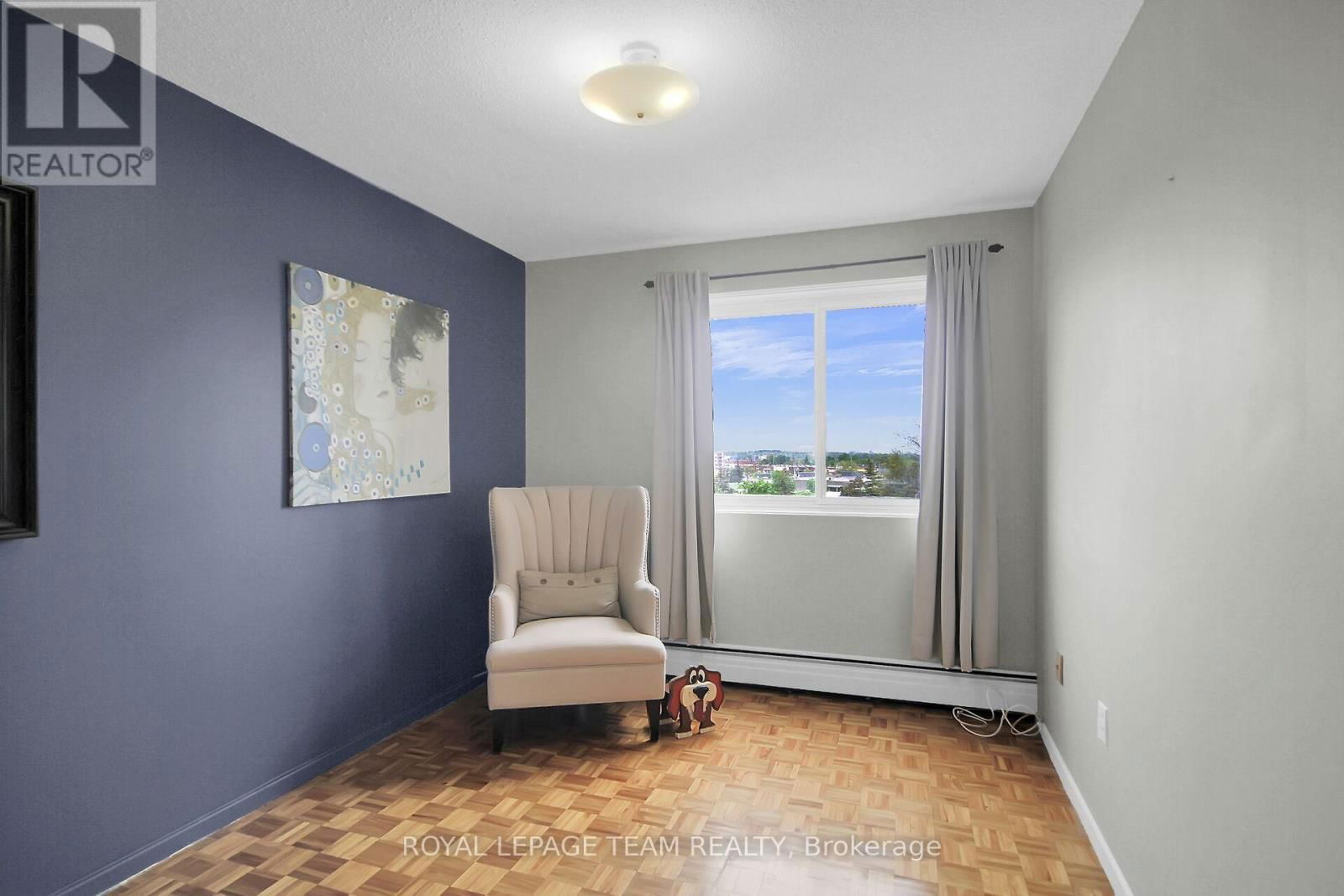 306 - 20 CHESTERTON DRIVE Image 19