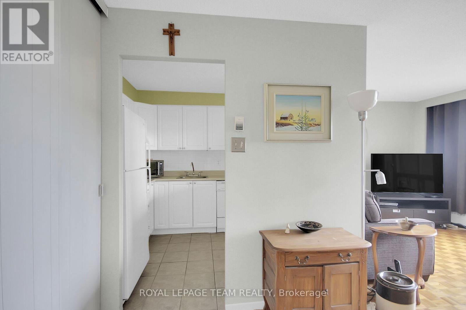 306 - 20 CHESTERTON DRIVE Image 7
