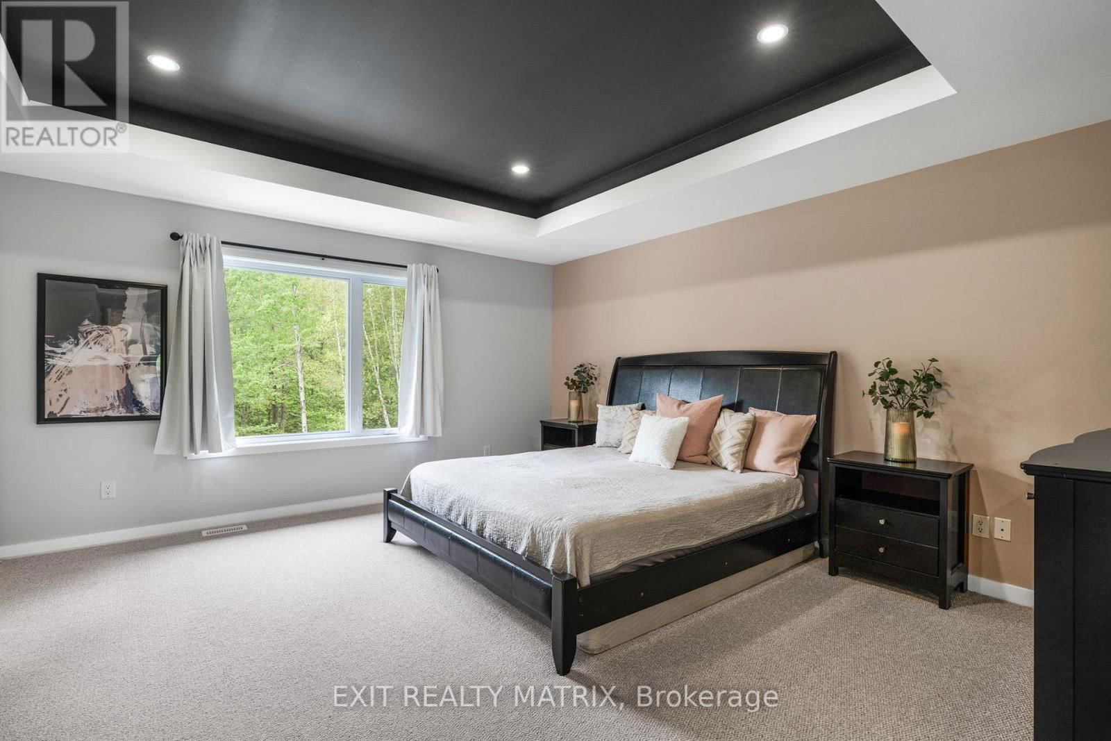 1463 VINETTE ROAD Image 18