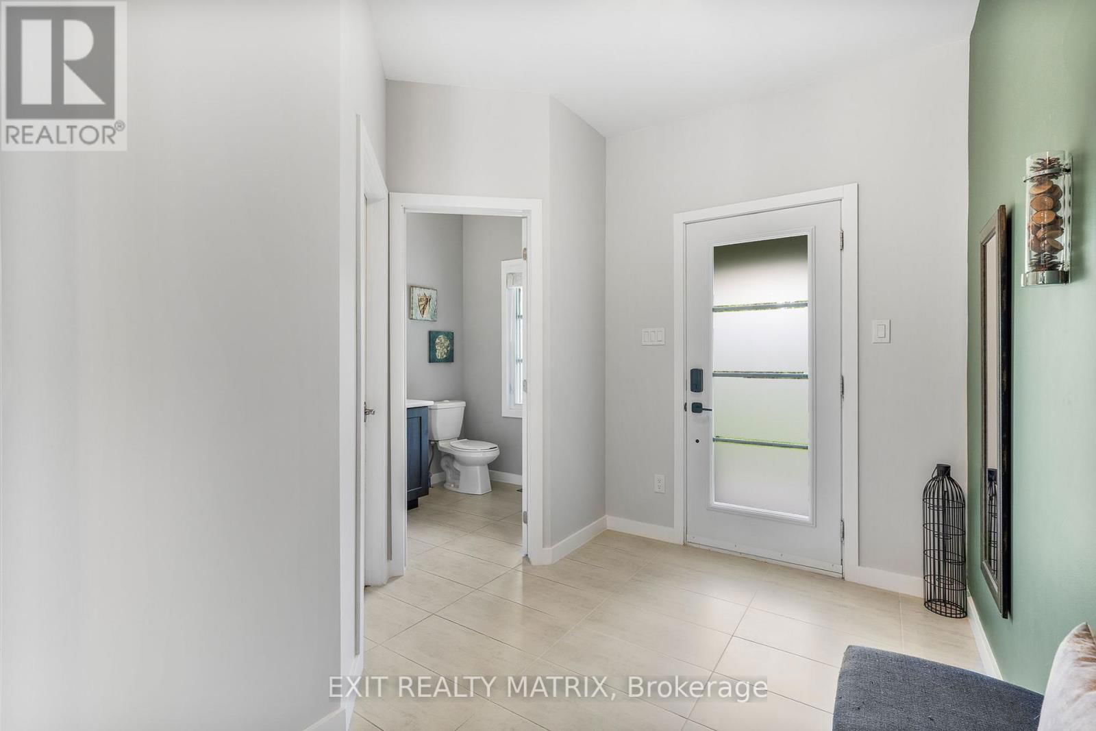 1463 VINETTE ROAD Image 4