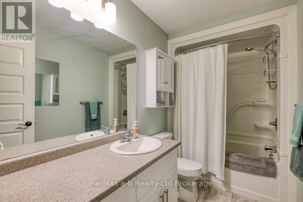 60 JAMES STREET Image 20