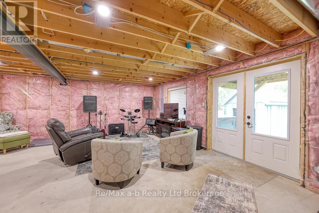 60 JAMES STREET Image 27