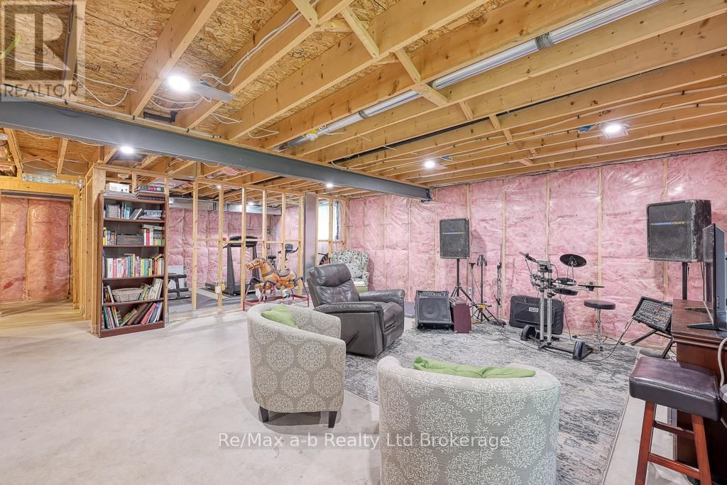 60 JAMES STREET Image 28