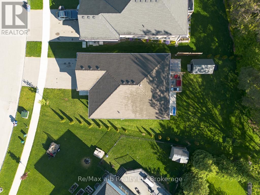 60 JAMES STREET Image 48