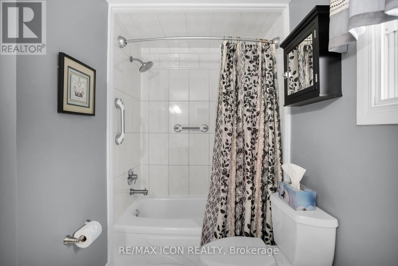 45 WHISPERWOOD CRESCENT Image 30