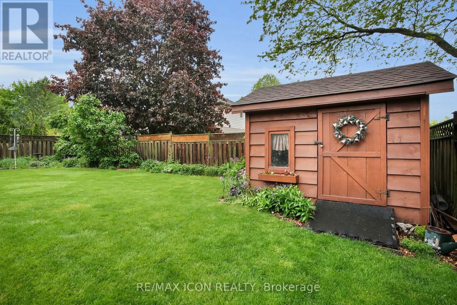 45 WHISPERWOOD CRESCENT Image 6