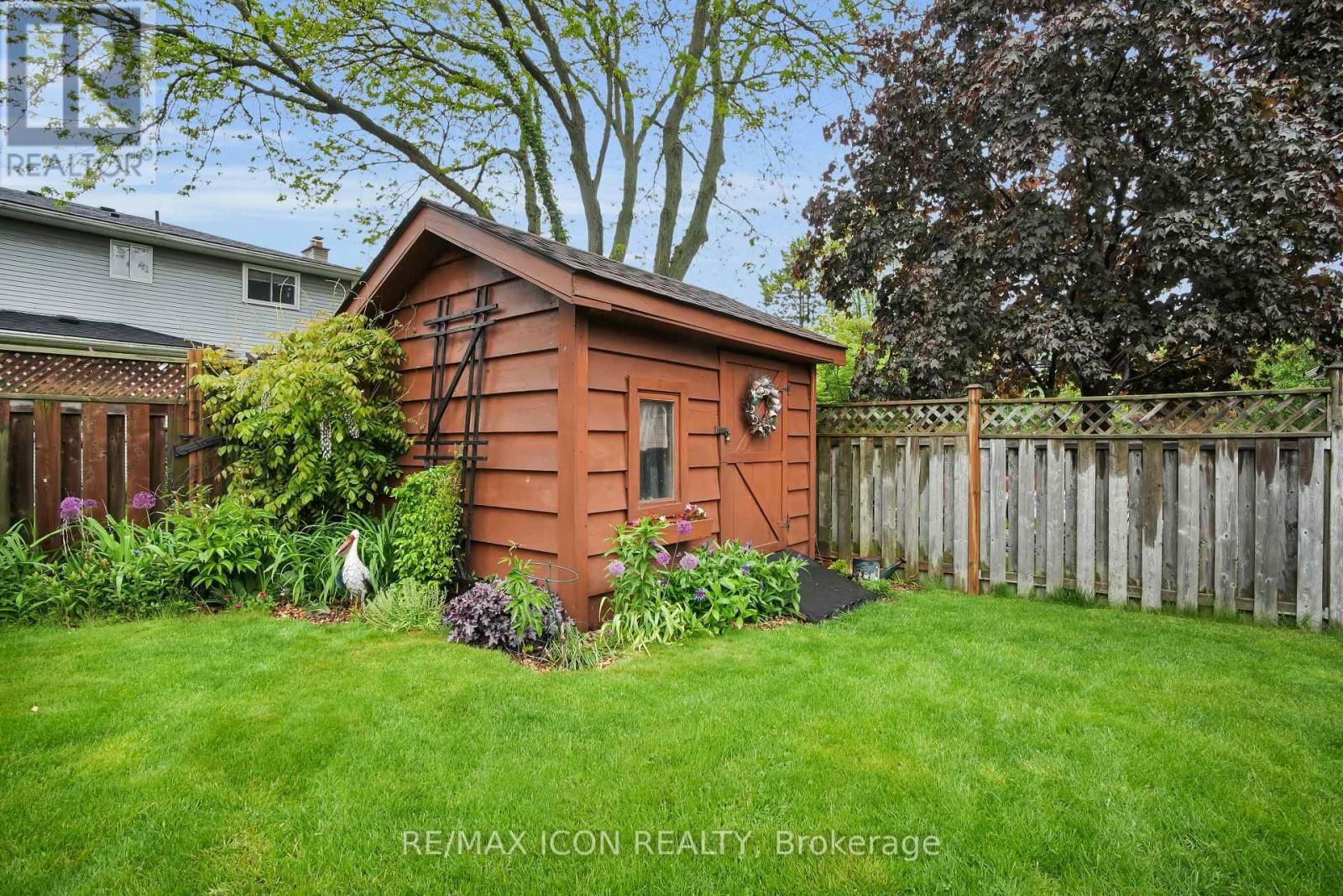 45 WHISPERWOOD CRESCENT Image 7