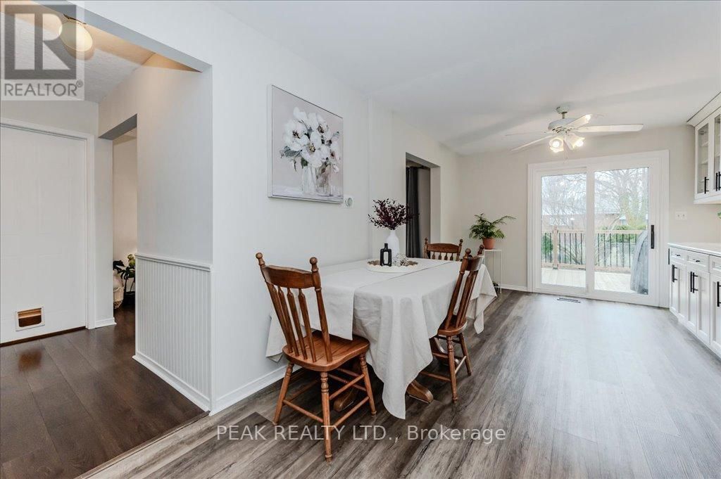 837 EDGAR STREET WEST Image 14
