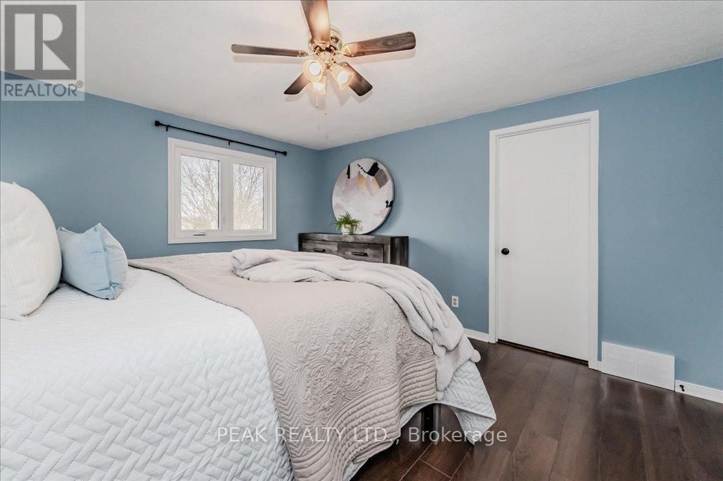 837 EDGAR STREET WEST Image 22