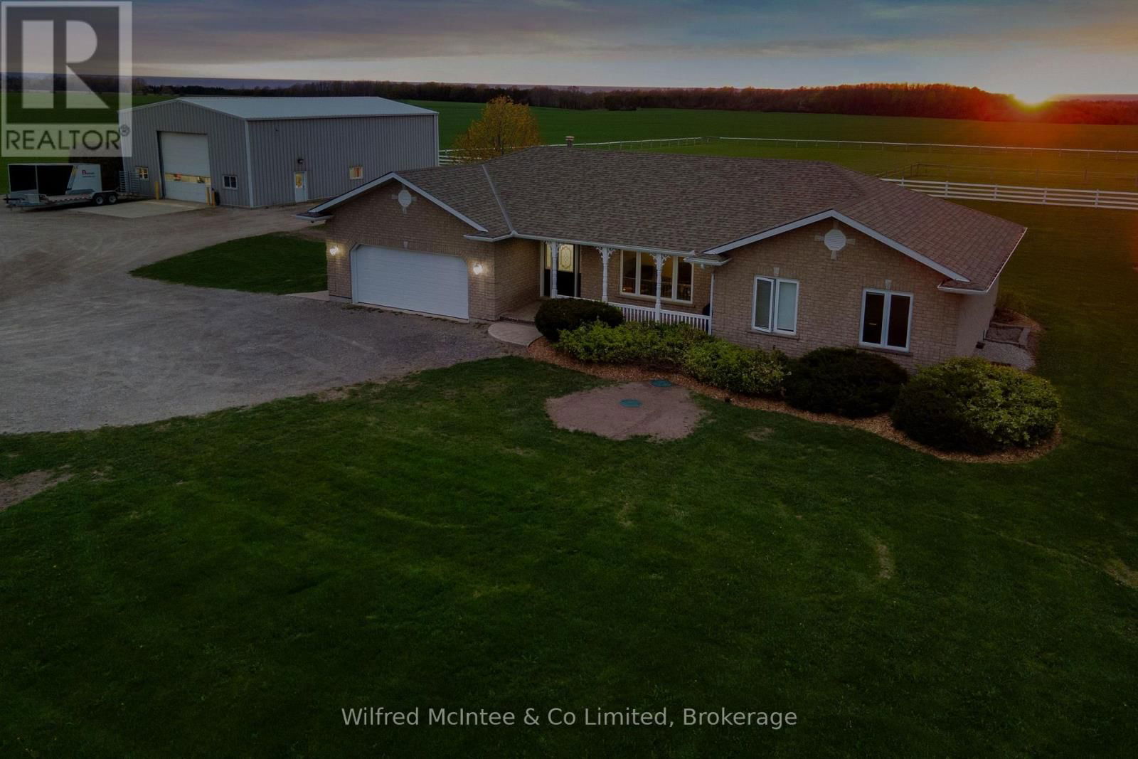 1041 BRUCE ROAD 23 ROAD Image 30