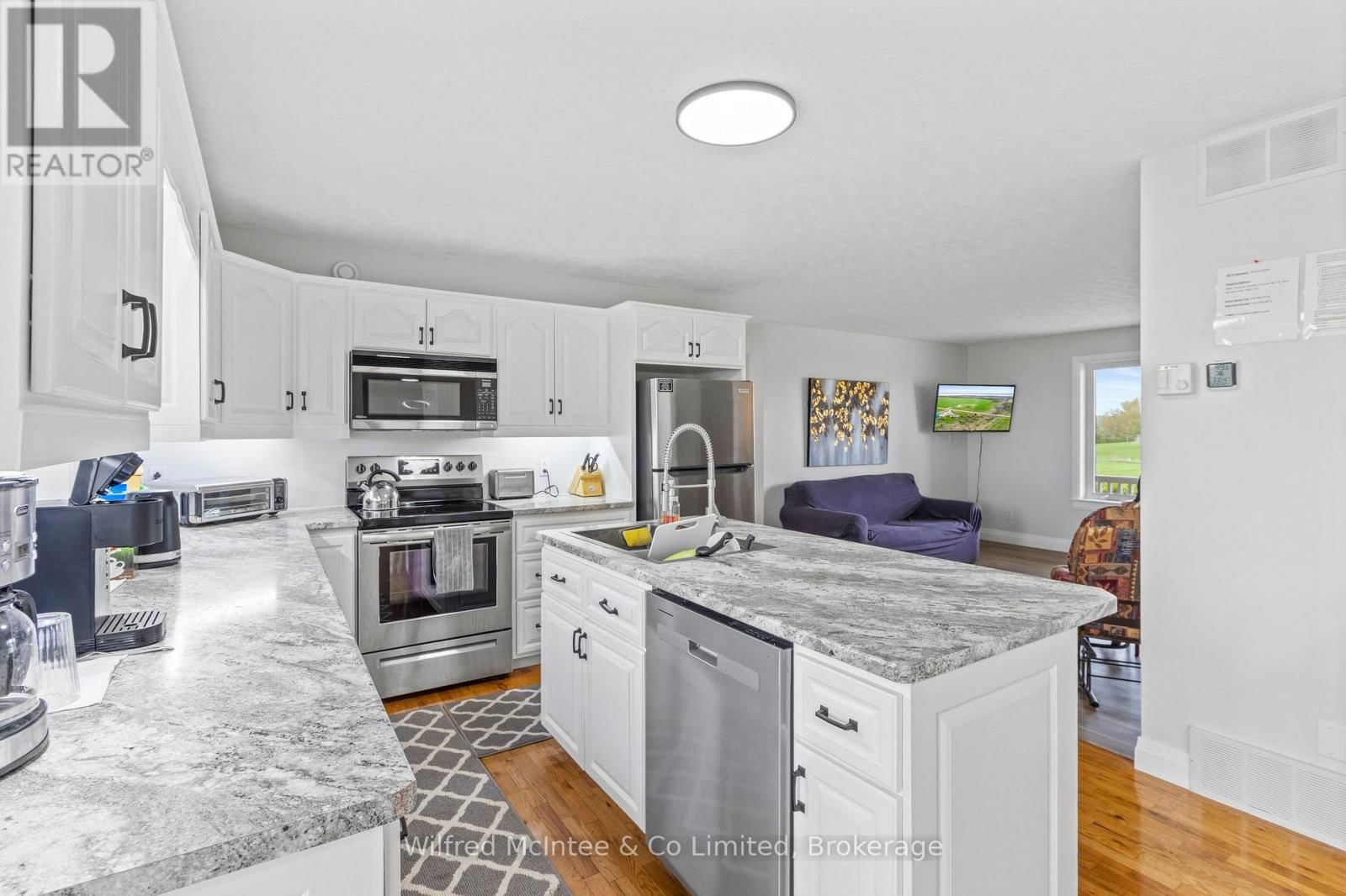 1041 BRUCE ROAD 23 ROAD Image 34