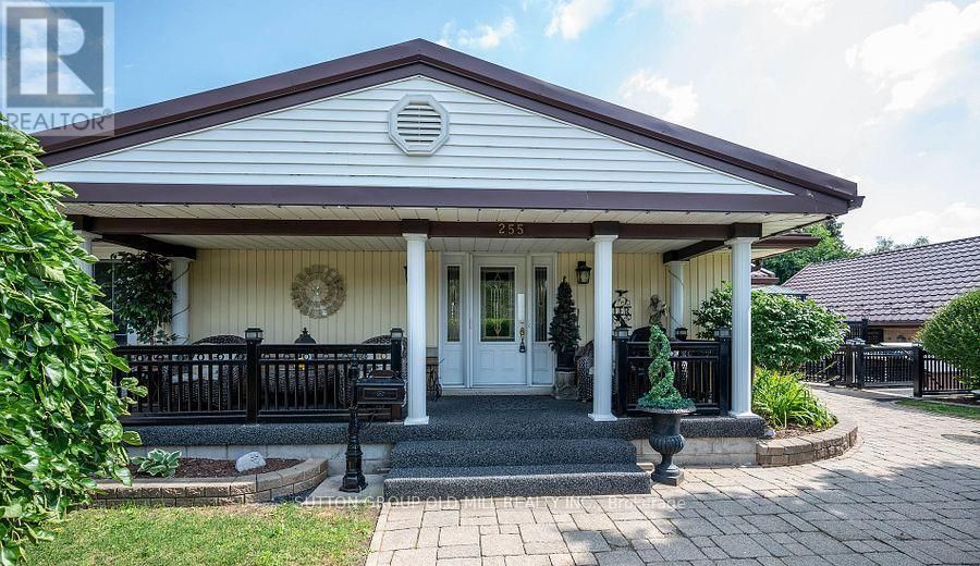 255 ERB STREET EAST Image 8