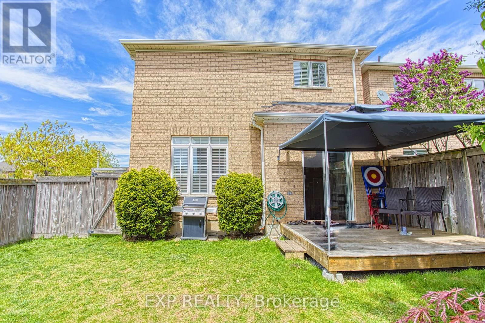 6 GREENSTEM CRESCENT Image 37