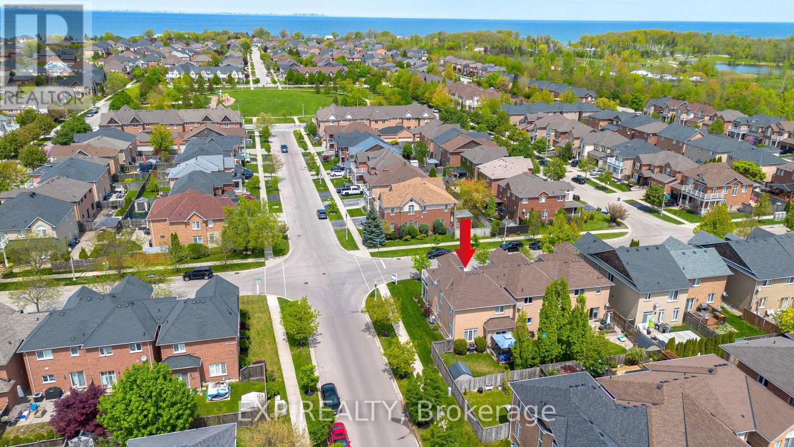 6 GREENSTEM CRESCENT Image 43
