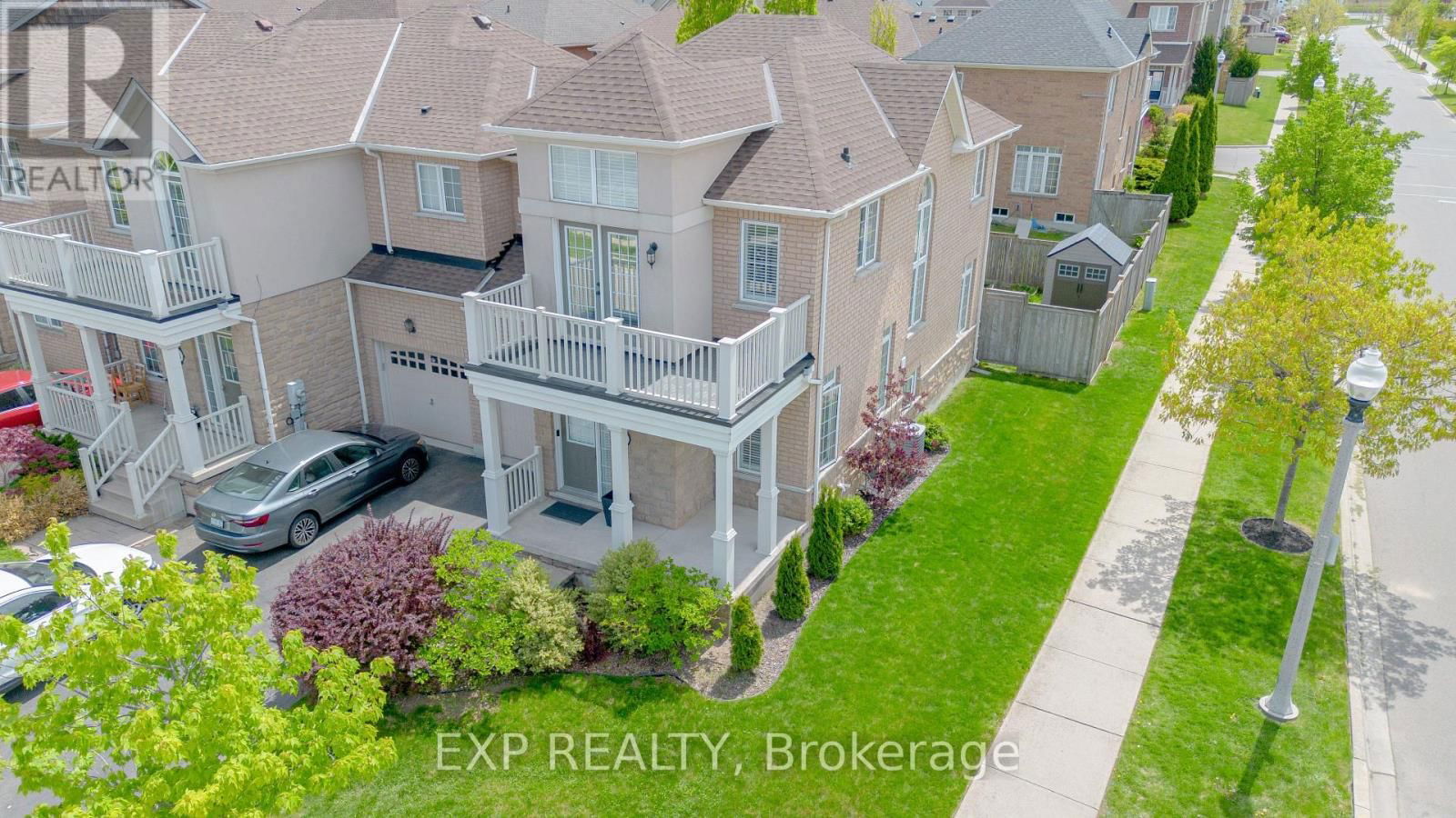 6 GREENSTEM CRESCENT Image 45