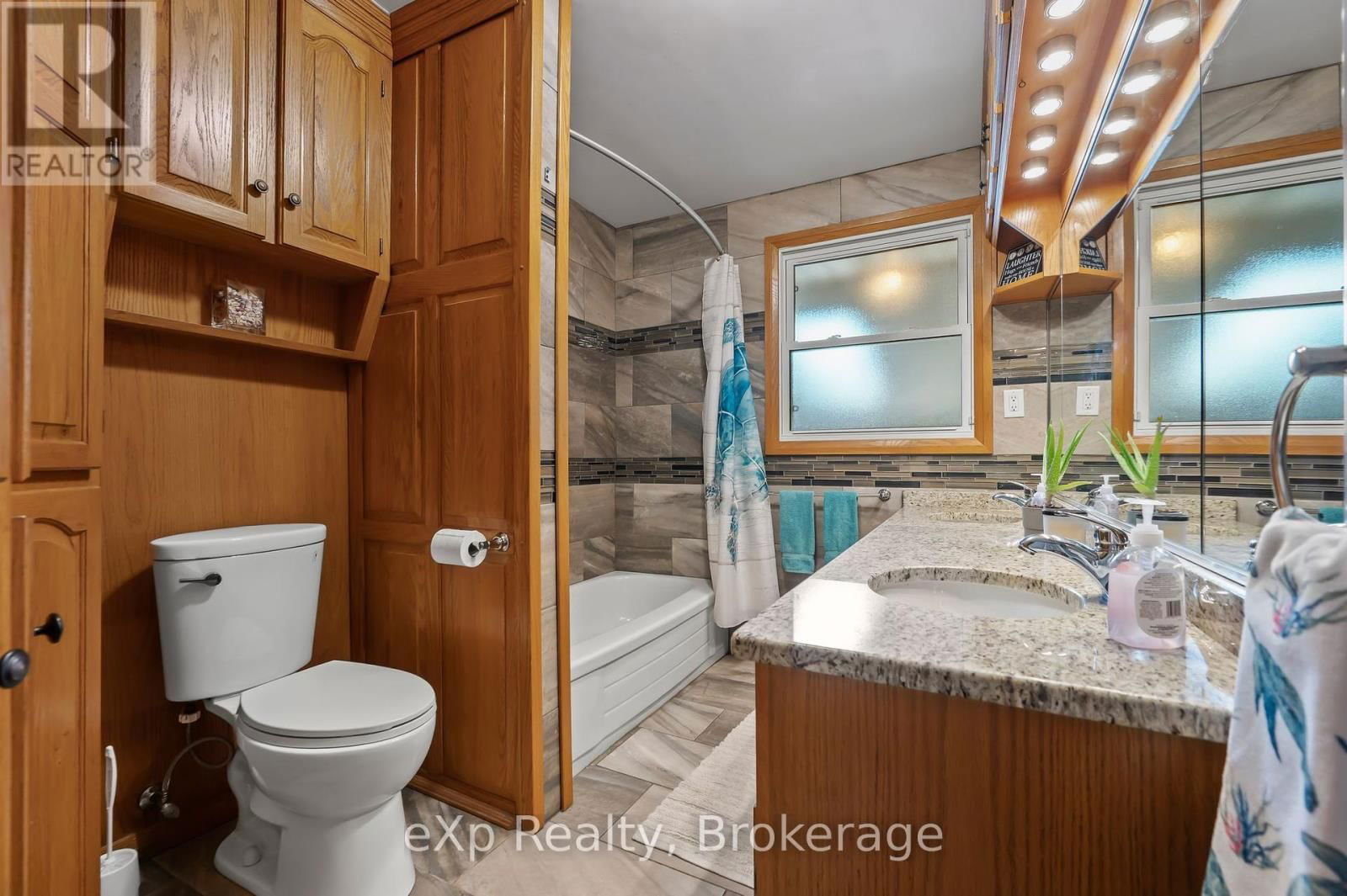 5446 WELLINGTON COUNTY ROAD 39 Image 22