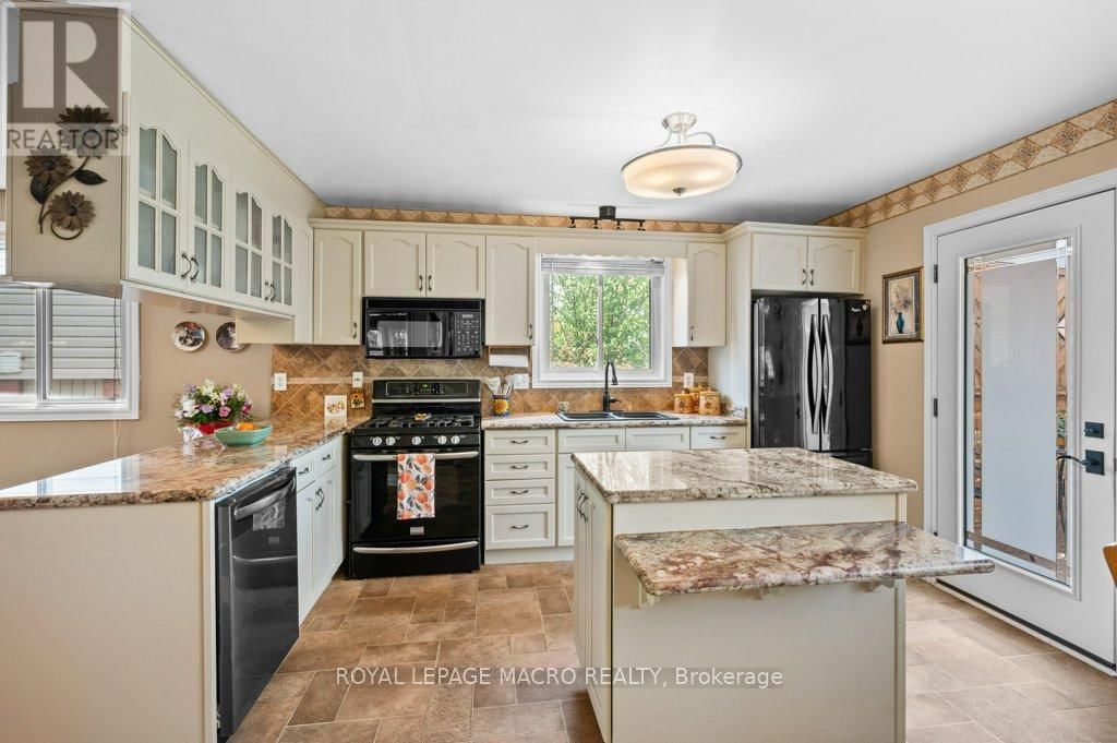 25 HYSLOP DRIVE Image 14