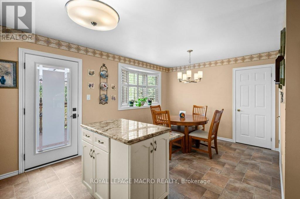 25 HYSLOP DRIVE Image 18
