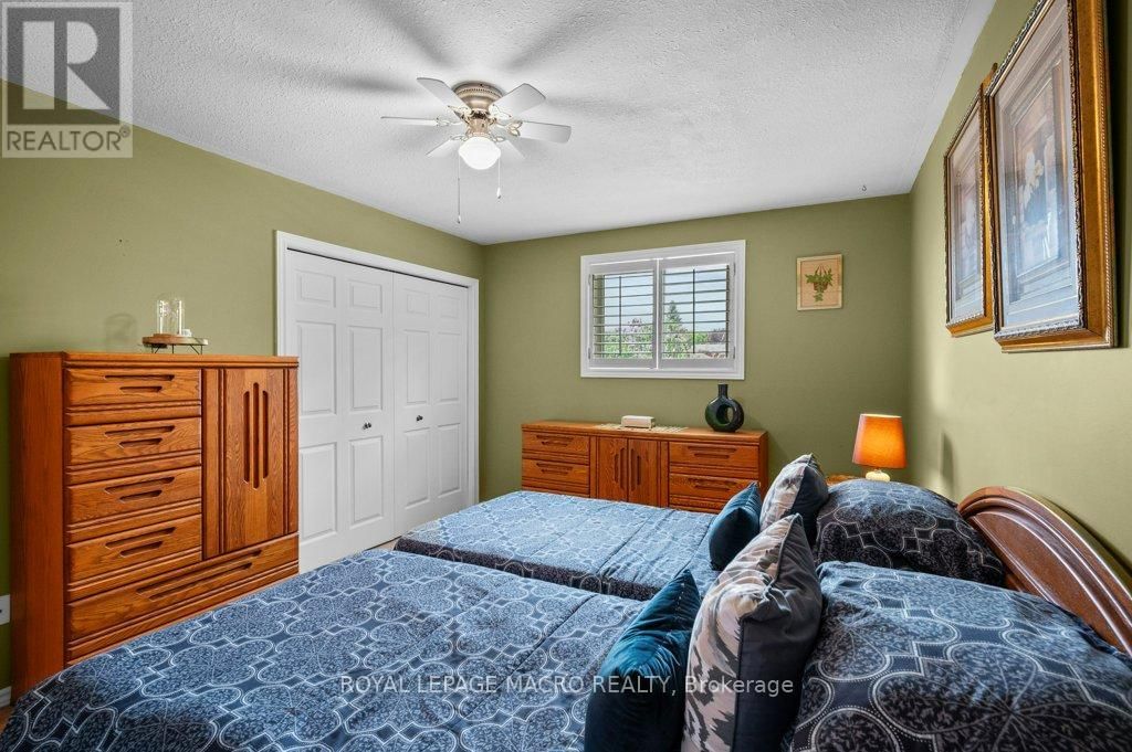 25 HYSLOP DRIVE Image 24