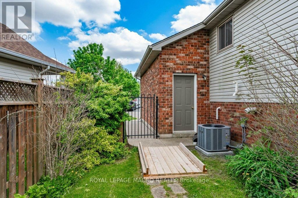 25 HYSLOP DRIVE Image 49